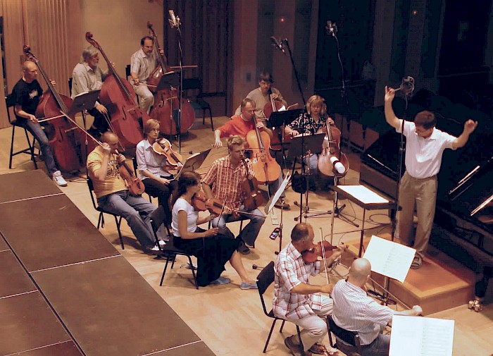 Contrasts rehearsal, chamber orchestra cellos and basses